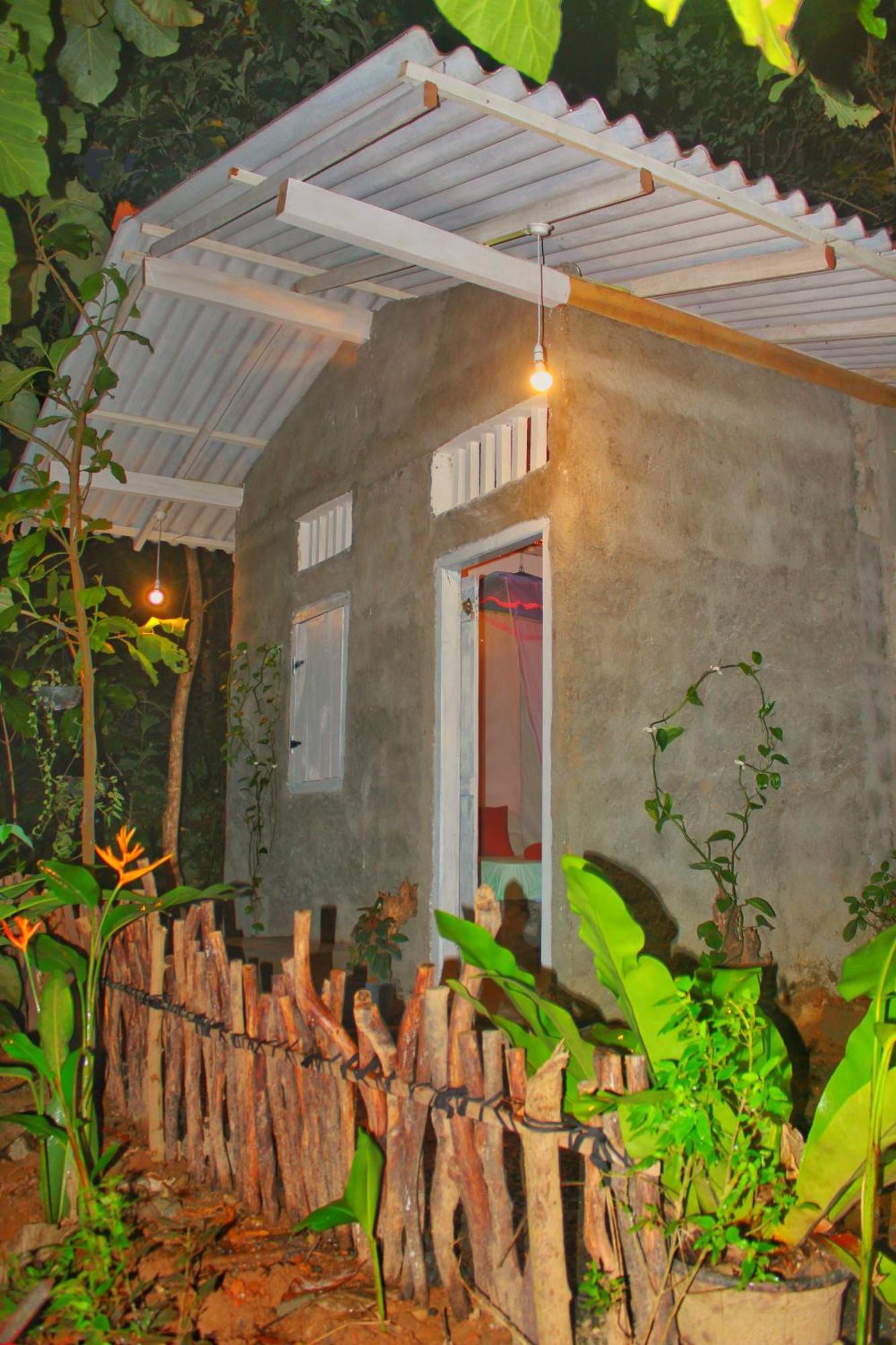Linu Homestay 디크웰라 외부 사진