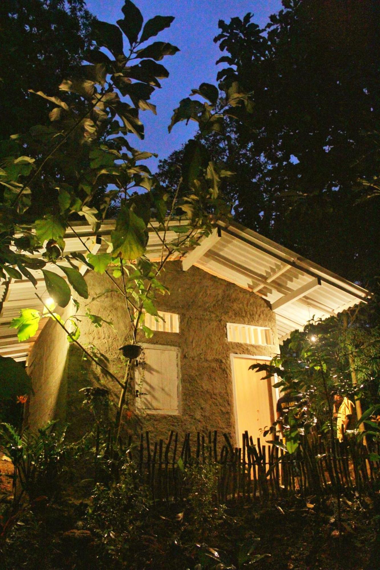 Linu Homestay 디크웰라 외부 사진