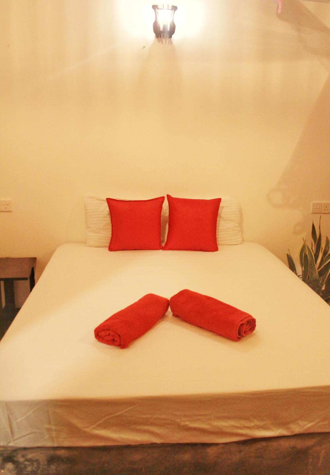 Linu Homestay 디크웰라 외부 사진