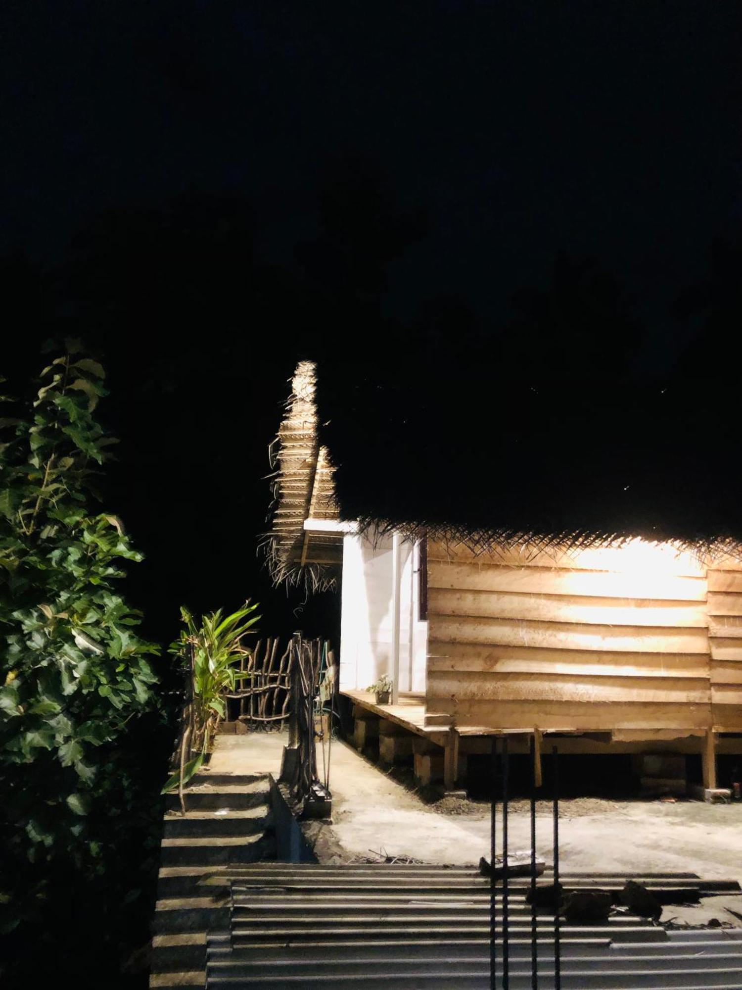 Linu Homestay 디크웰라 외부 사진